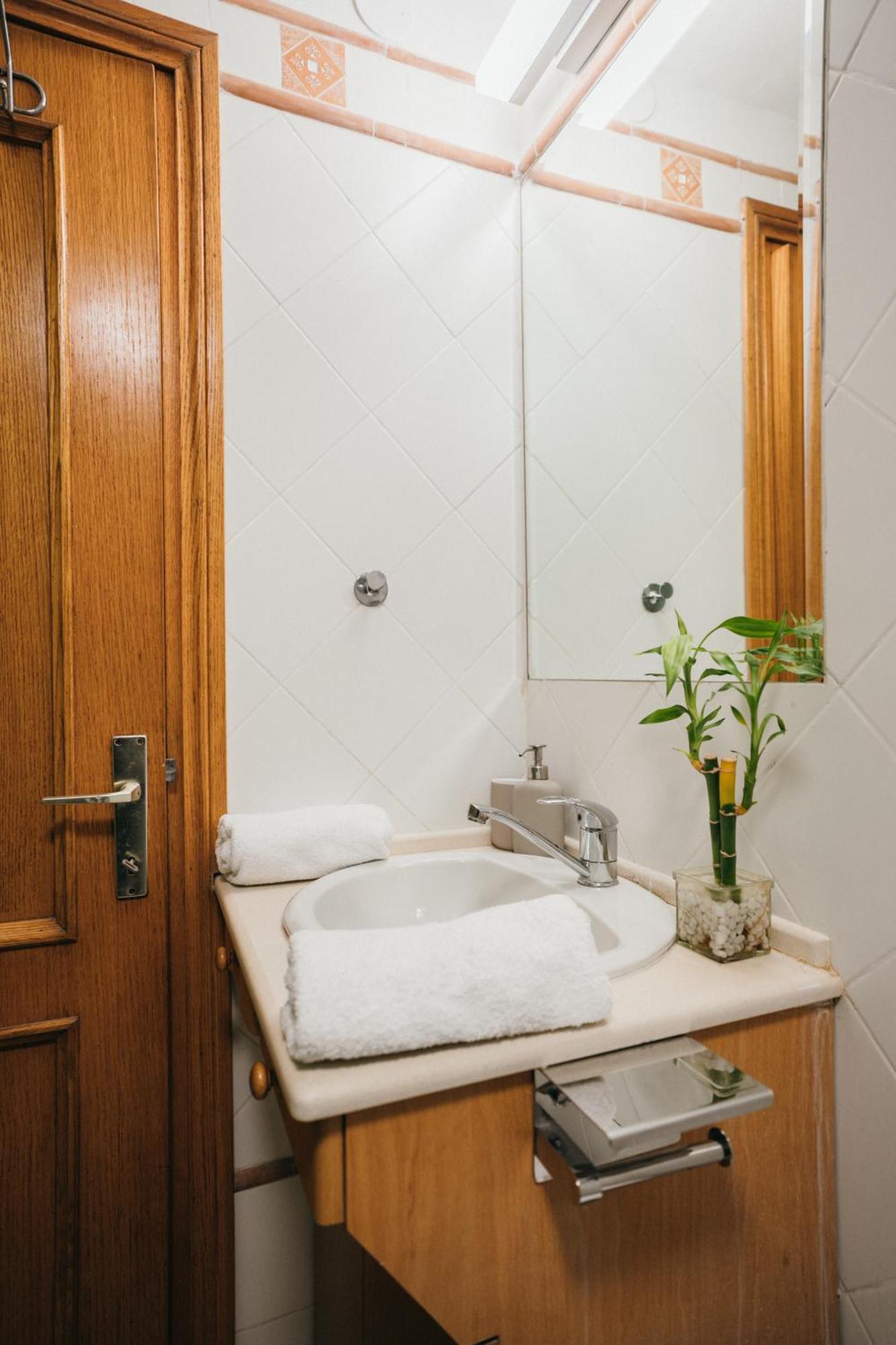 Meir Dizengoff Residence With Shelter تل أبيب الغرفة الصورة